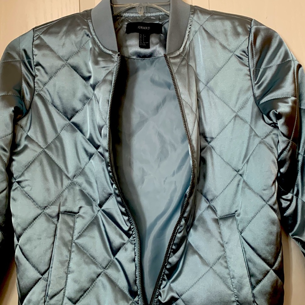 Puffer Jacket - Picture 6 of 7